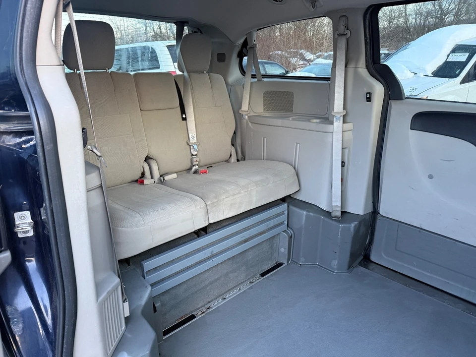 2013 Dodge Caravan - Image 18 of 20