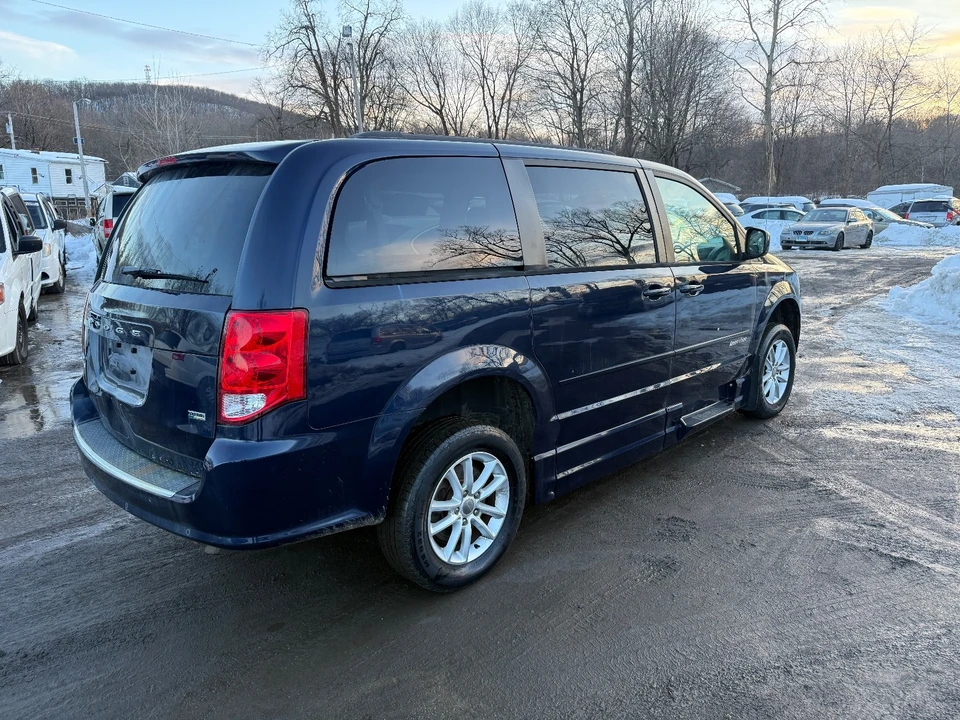 2013 Dodge Caravan - Image 5 of 20