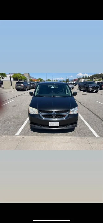 2013 Dodge Caravan - Image 2 of 10