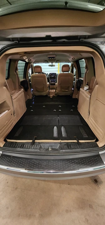 2013 Dodge Caravan - Image 15 of 20