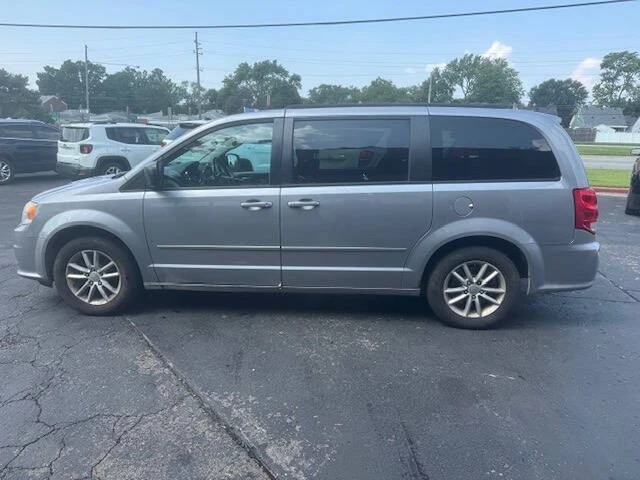 2013 Dodge Caravan - Image 4 of 14