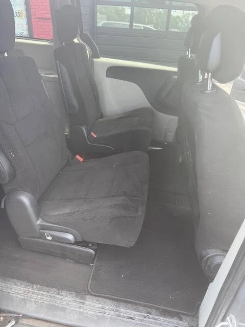 2013 Dodge Caravan - Image 12 of 14