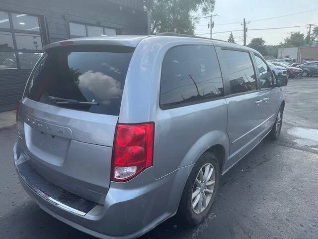2013 Dodge Caravan - Image 6 of 14