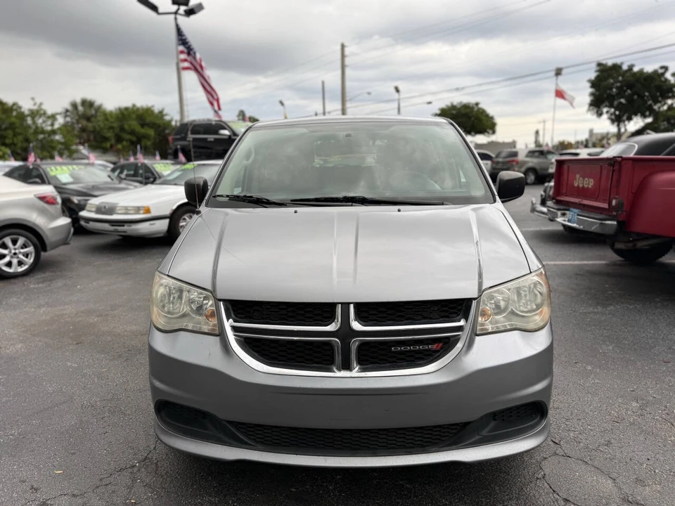 2013 Dodge Caravan - Image 10 of 21