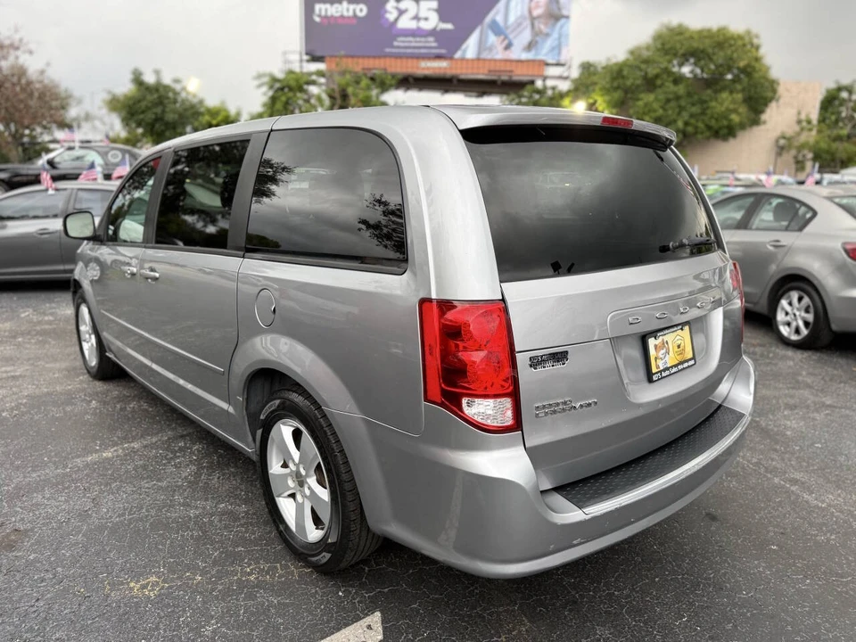2013 Dodge Caravan - Image 5 of 21