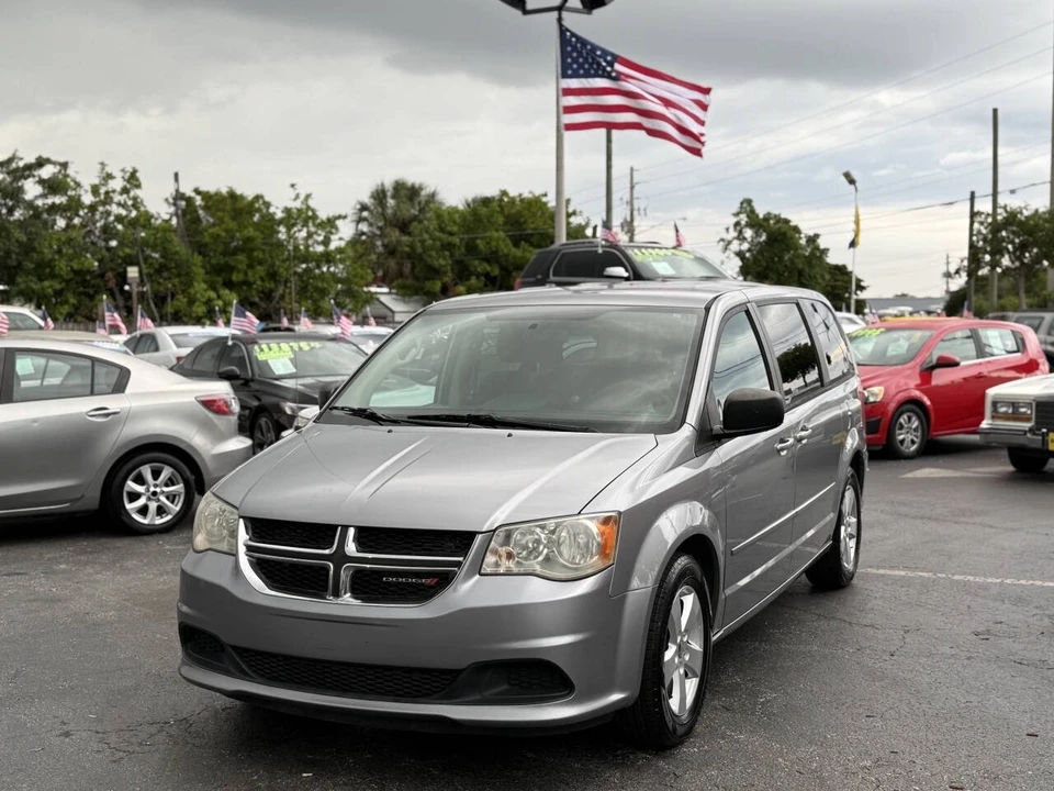2013 Dodge Caravan - Image 11 of 21