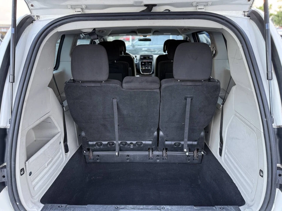 2013 Dodge Caravan - Image 14 of 21