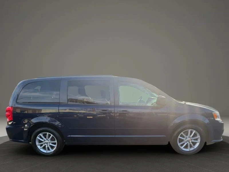 2013 Dodge Caravan - Image 4 of 12