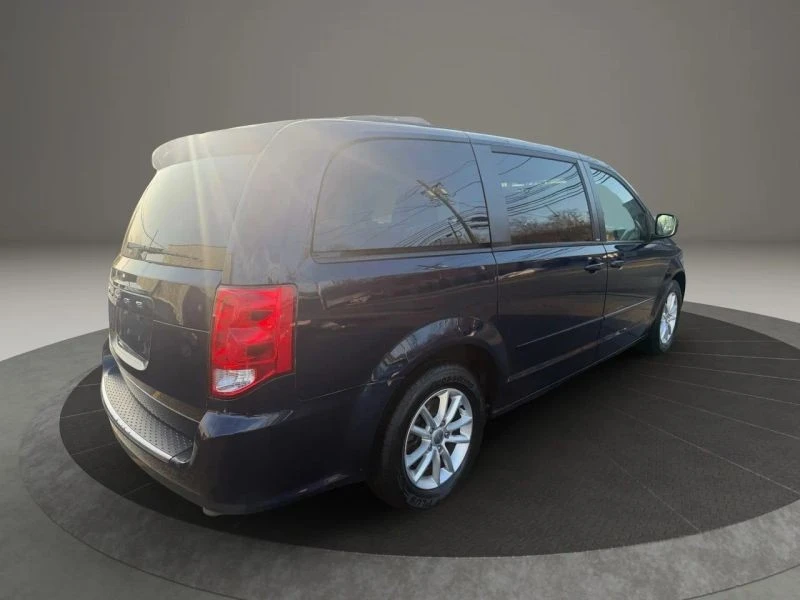 2013 Dodge Caravan - Image 5 of 12