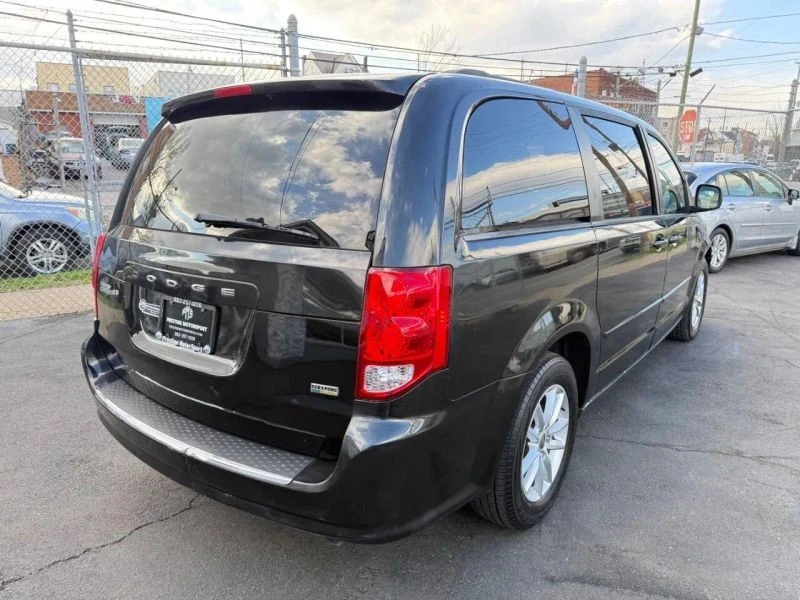 2013 Dodge Caravan - Image 6 of 12