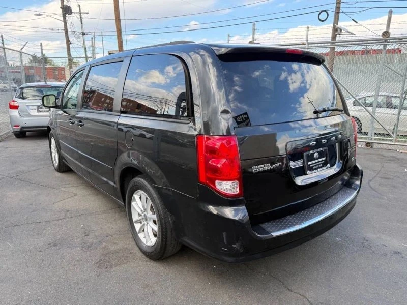 2013 Dodge Caravan - Image 4 of 12