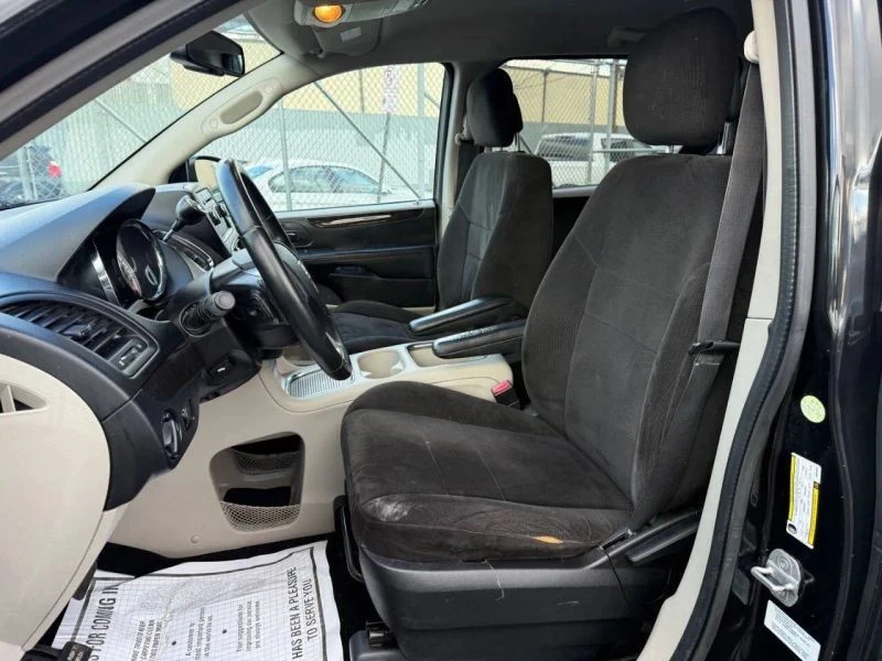 2013 Dodge Caravan - Image 10 of 12
