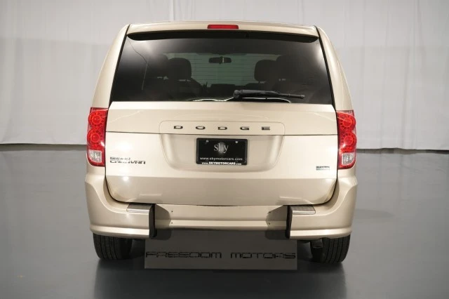 2013 Dodge Caravan - Image 18 of 21