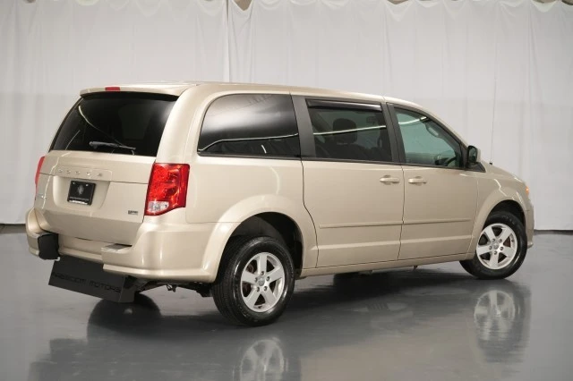 2013 Dodge Caravan - Image 15 of 21