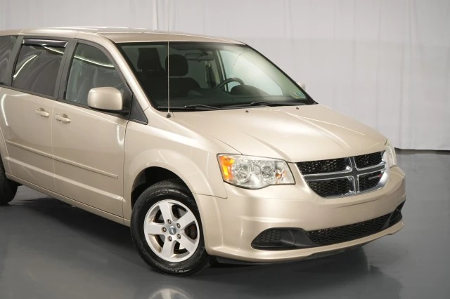 2013 Dodge Caravan - Image 11 of 21