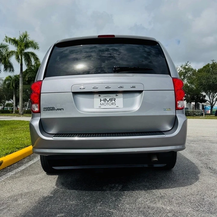 2013 Dodge Caravan - Image 13 of 21