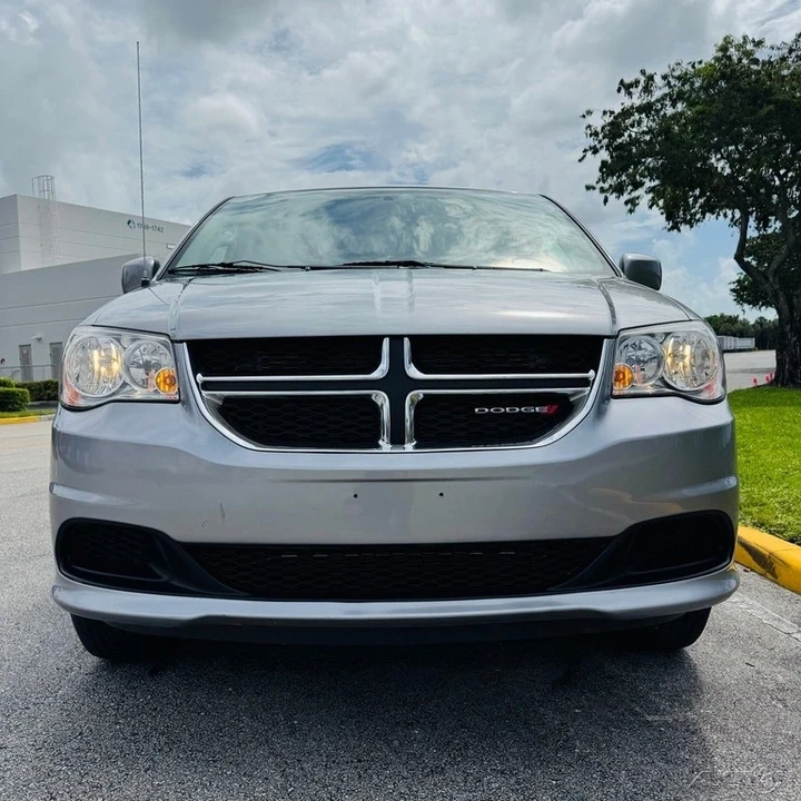 2013 Dodge Caravan - Image 20 of 21
