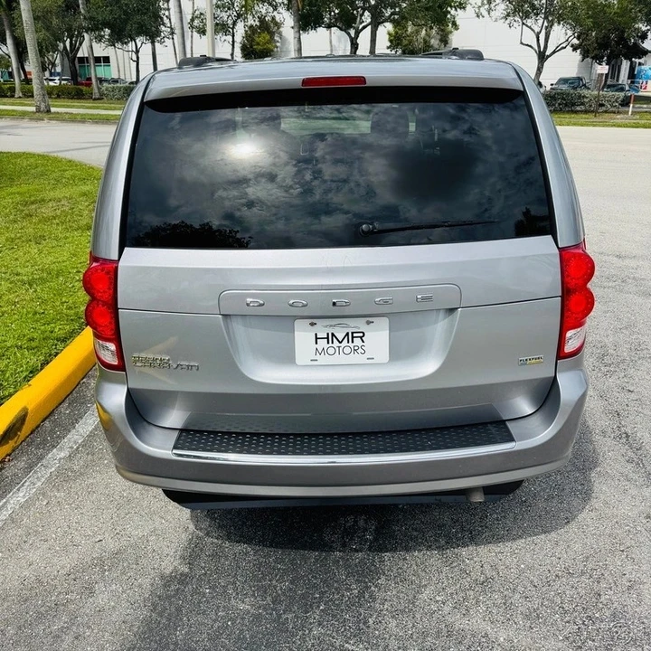2013 Dodge Caravan - Image 12 of 21