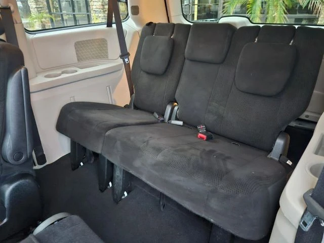 2013 Dodge Caravan - Image 11 of 21