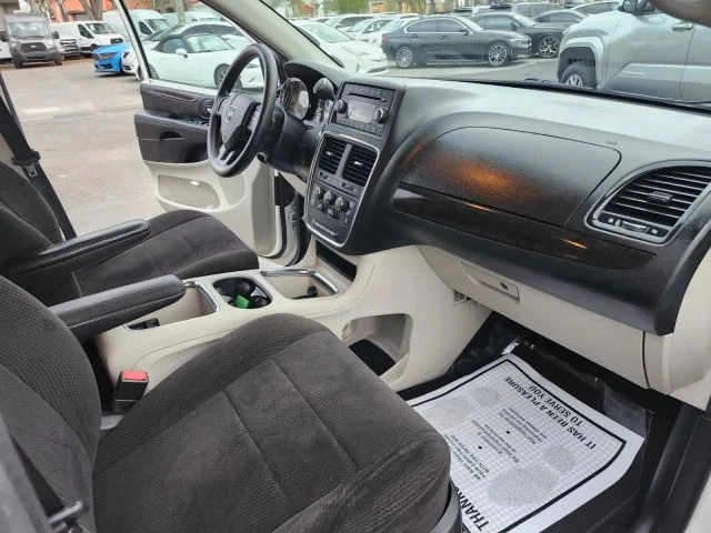 2013 Dodge Caravan - Image 16 of 21