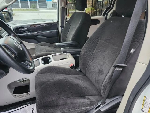 2013 Dodge Caravan - Image 8 of 21