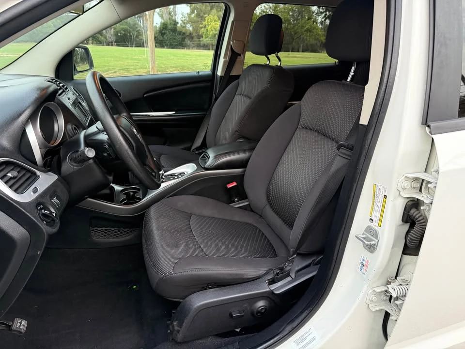 2013 Dodge Journey - Image 9 of 17