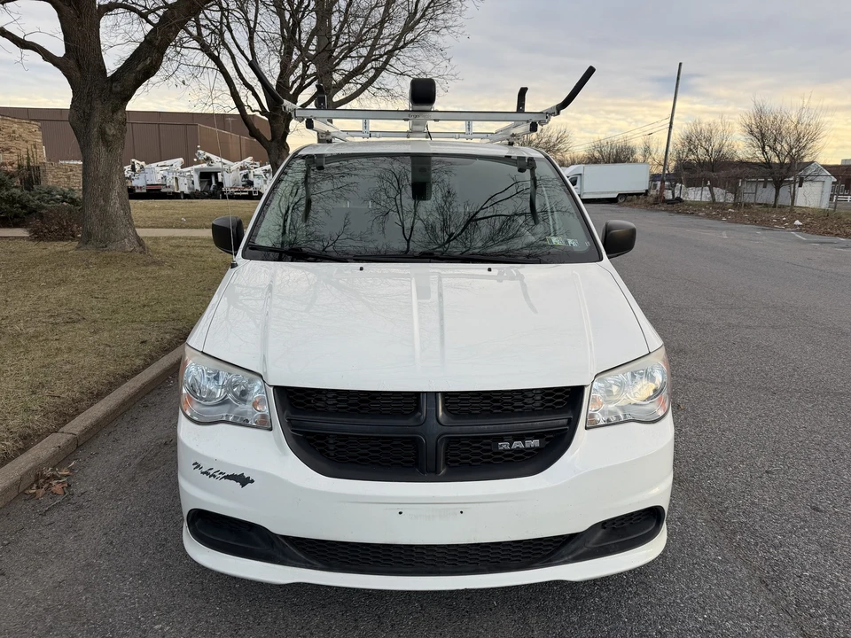 2013 Dodge Caravan - Image 9 of 21