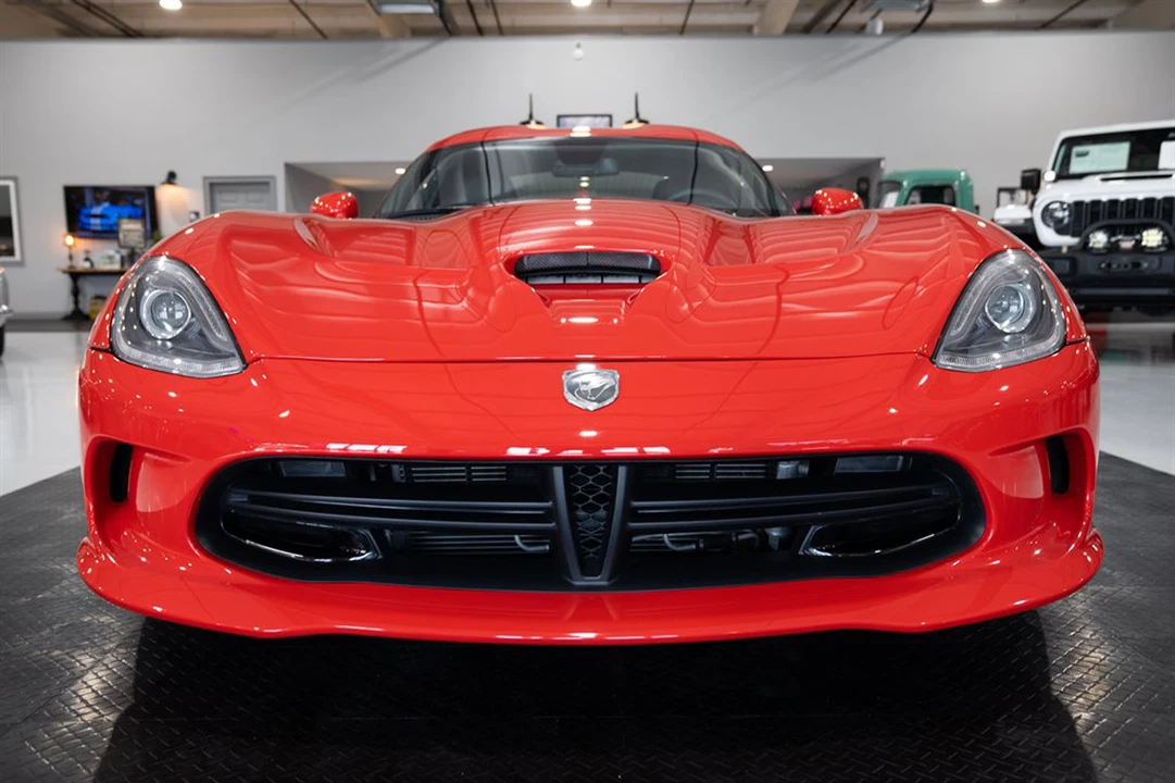 2013 Dodge Viper 5th Gen - Image 9 of 31