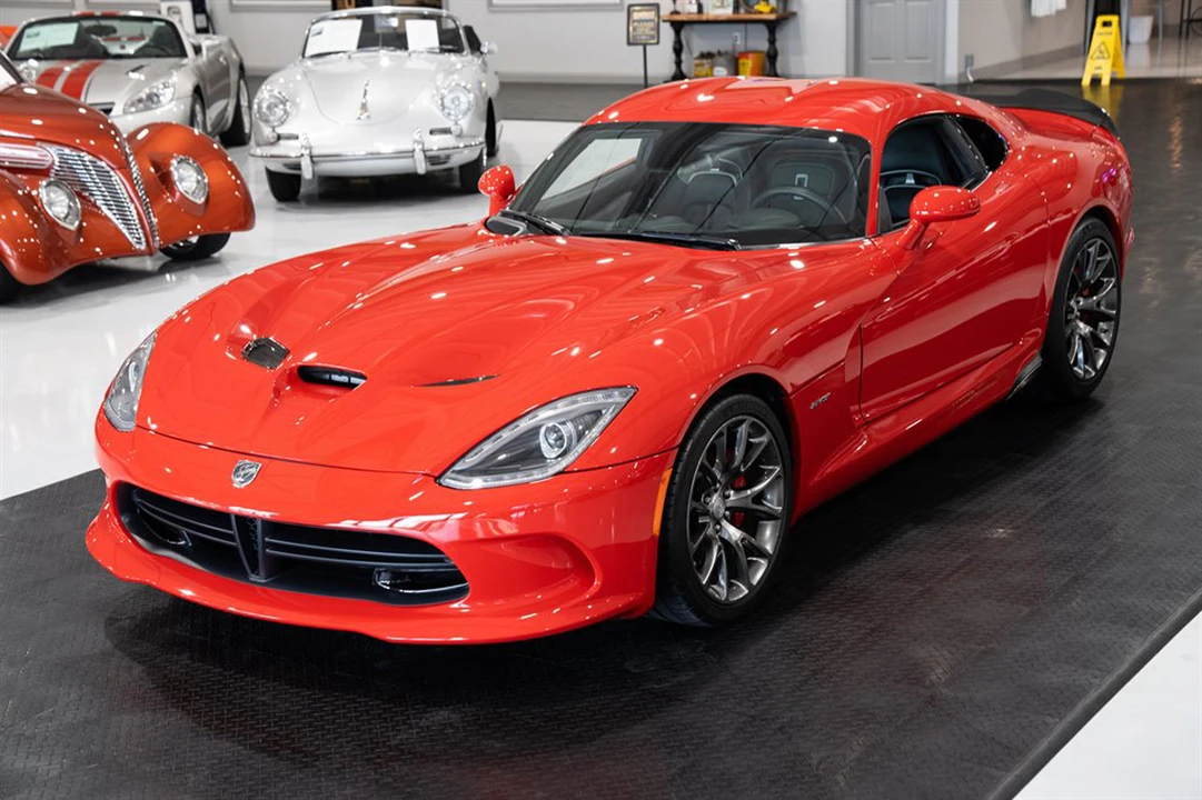 2013 Dodge Viper 5th Gen - Image 3 of 31