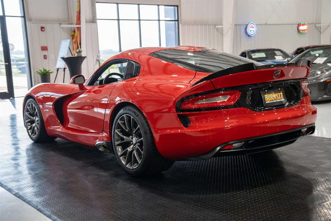 2013 Dodge Viper 5th Gen - Image 15 of 31