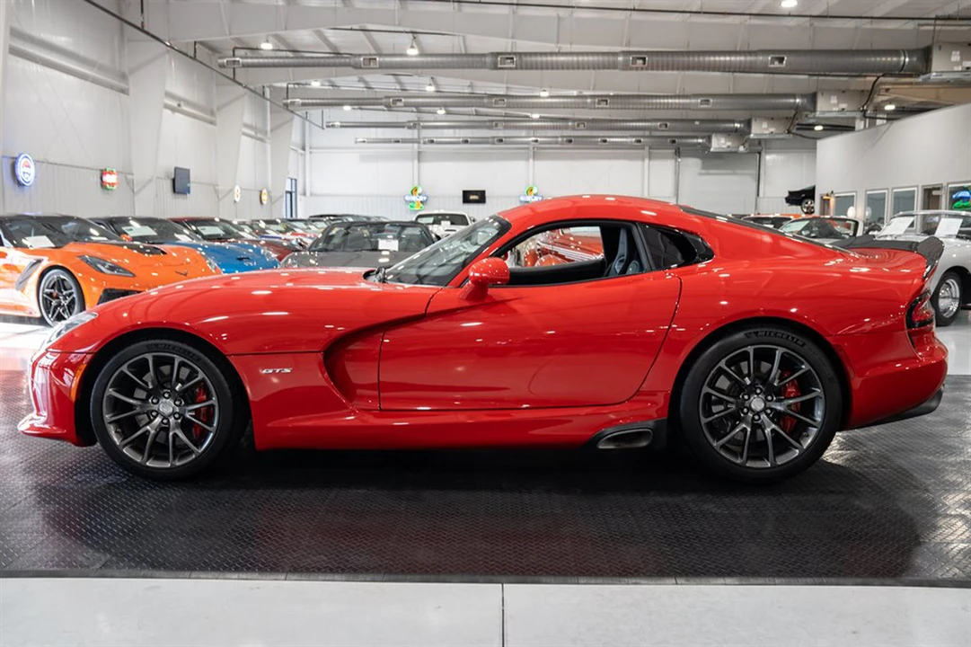 2013 Dodge Viper 5th Gen - Image 8 of 31