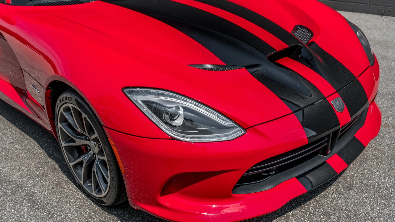 2013 Dodge Viper 5th Gen - Image 14 of 31