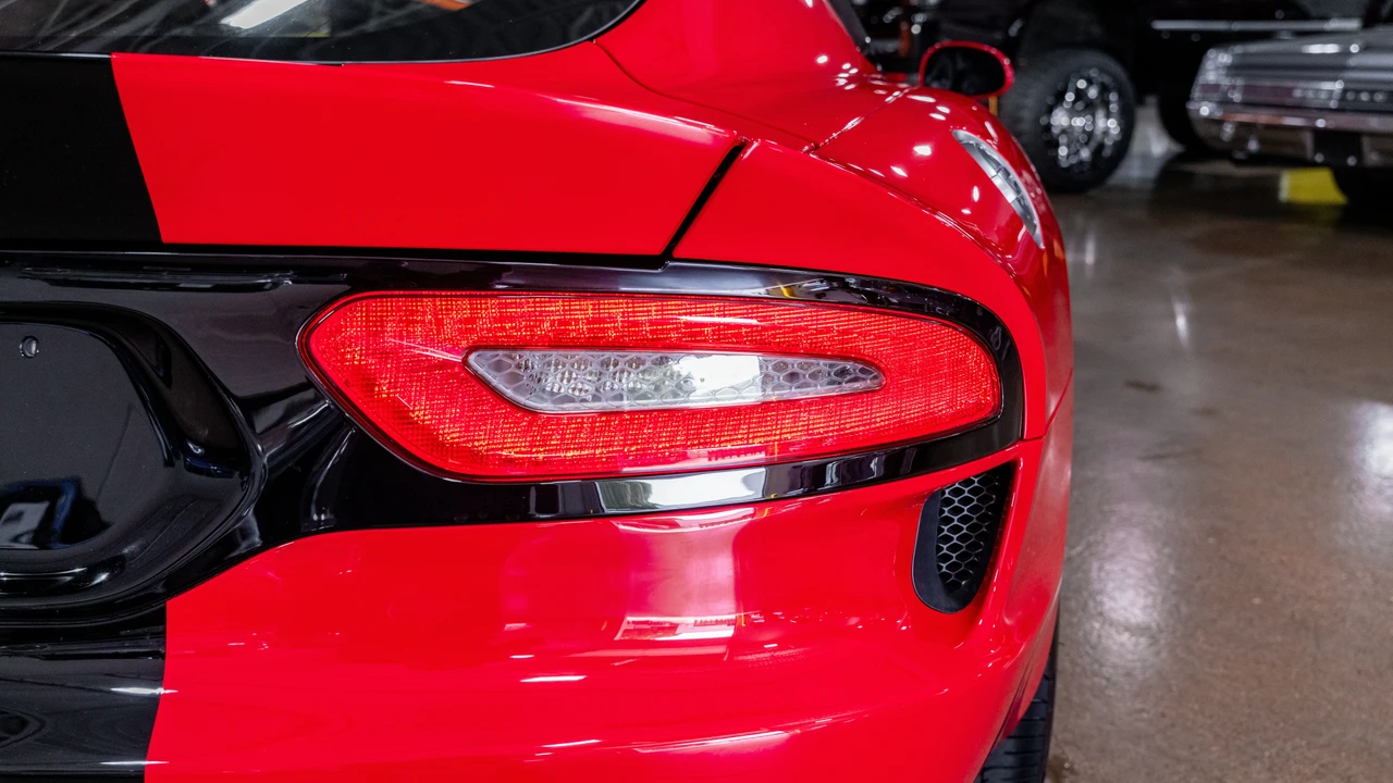 2013 Dodge Viper 5th Gen - Image 18 of 31