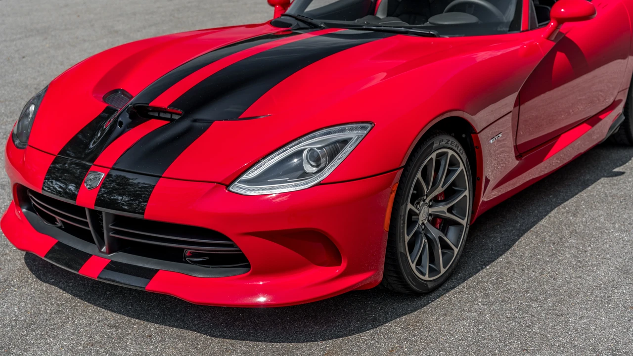 2013 Dodge Viper 5th Gen - Image 12 of 31