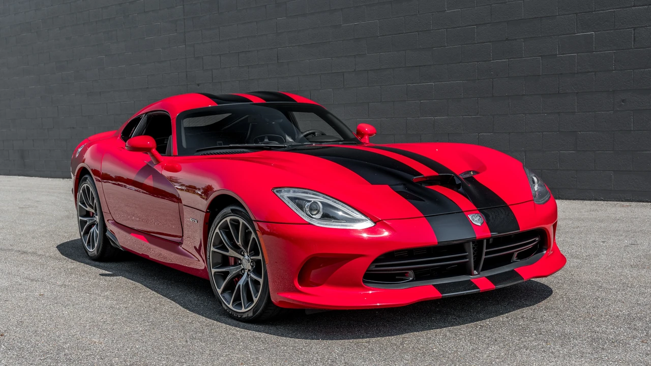 2013 Dodge Viper 5th Gen - Image 4 of 31