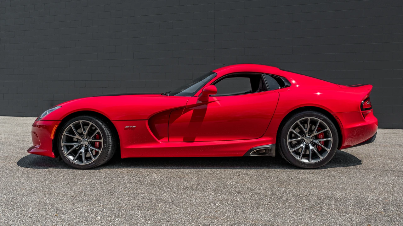 2013 Dodge Viper 5th Gen - Image 8 of 31