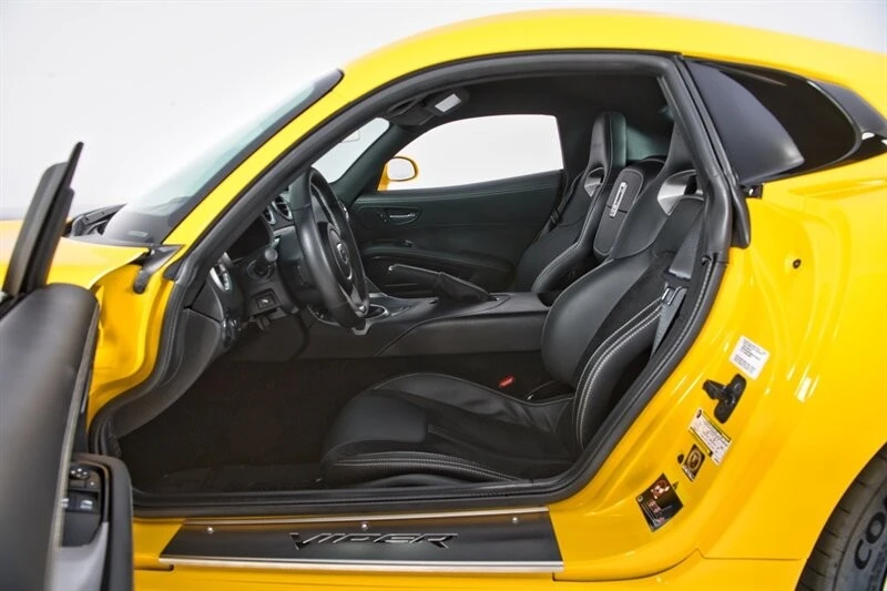 2013 Dodge Viper 5th Gen - Image 19 of 31