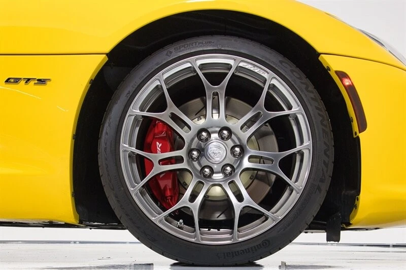 2013 Dodge Viper 5th Gen - Image 17 of 31