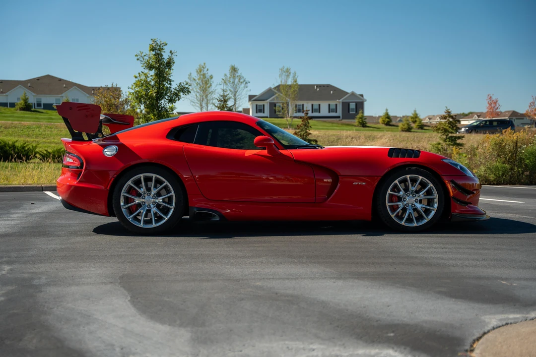 2013 Dodge Viper 5th Gen - Image 14 of 31