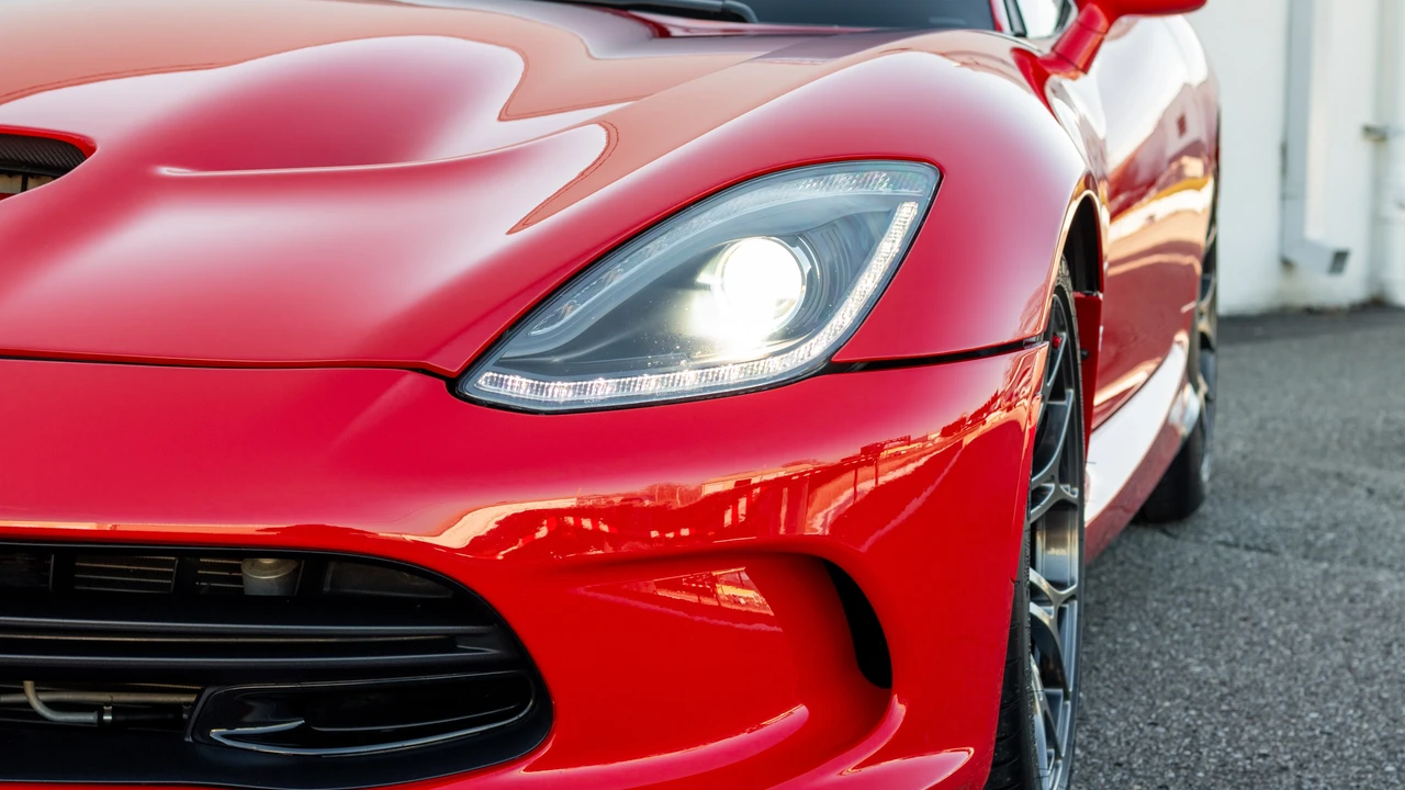 2013 Dodge Viper 5th Gen - Image 20 of 31