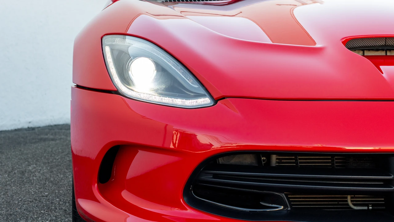 2013 Dodge Viper 5th Gen - Image 19 of 31
