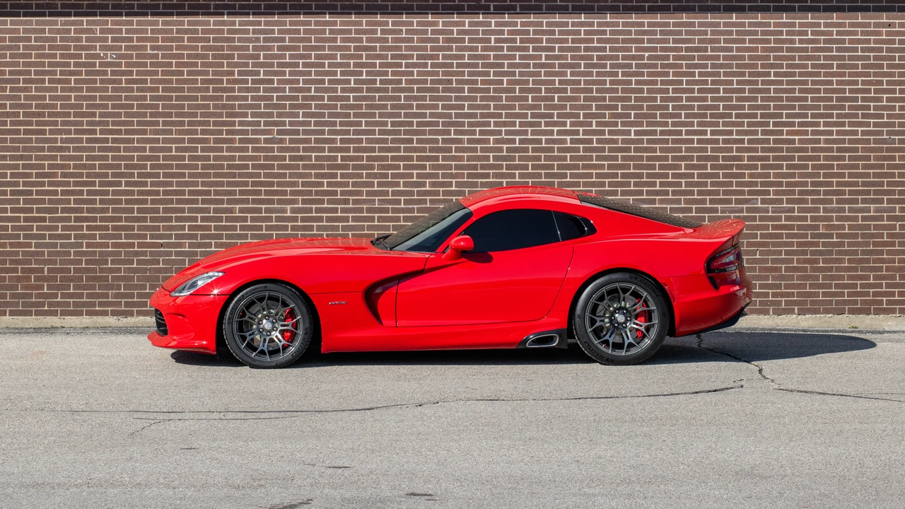 2013 Dodge Viper 5th Gen - Image 9 of 31
