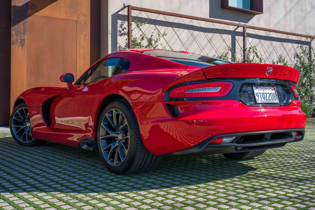2013 Dodge Viper 5th Gen - Image 4 of 31