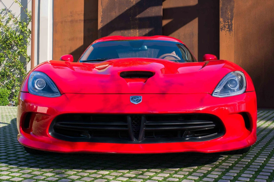 2013 Dodge Viper 5th Gen - Image 2 of 31