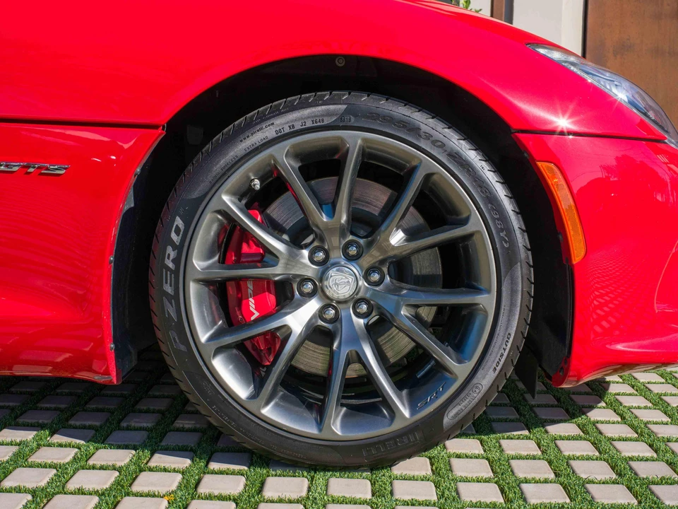 2013 Dodge Viper 5th Gen - Image 23 of 31