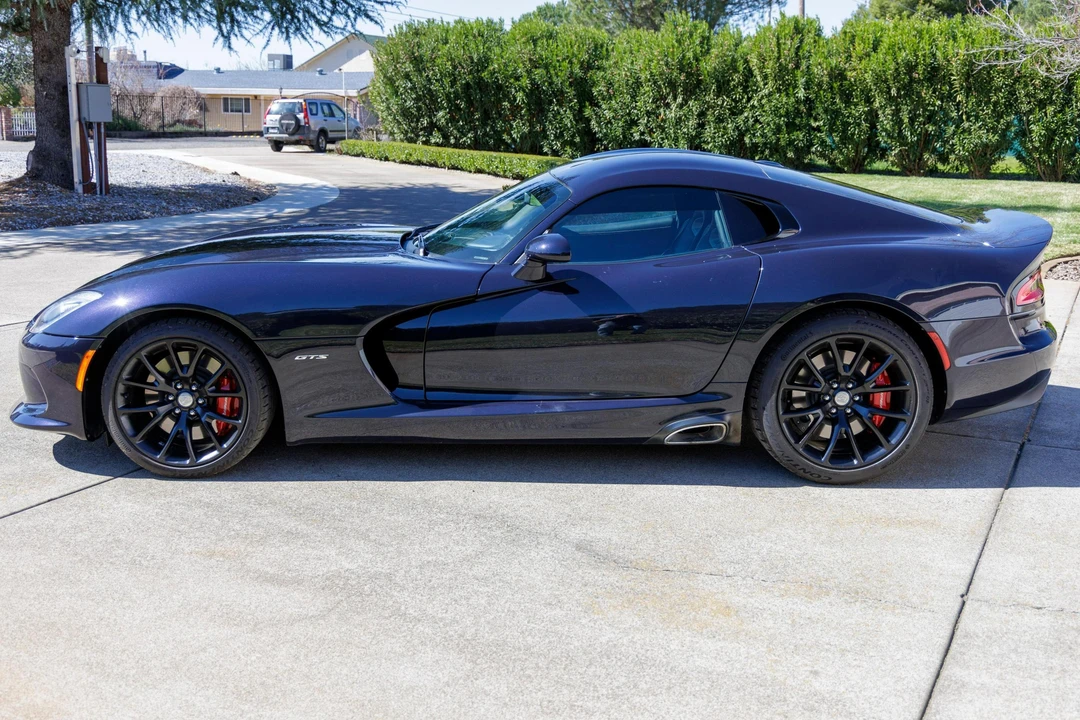 2013 Dodge Viper 5th Gen - Image 3 of 31
