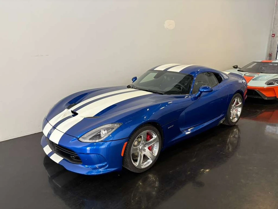 2013 Dodge Viper 5th Gen - Image 2 of 8
