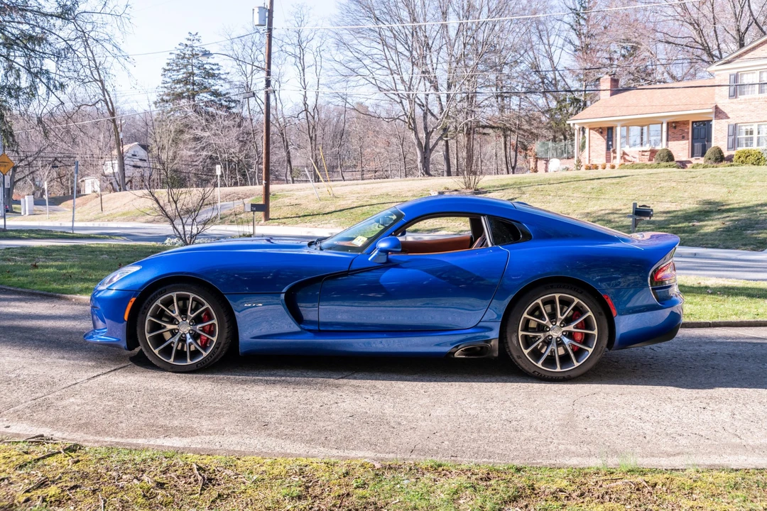 2013 Dodge Viper 5th Gen - Image 4 of 31