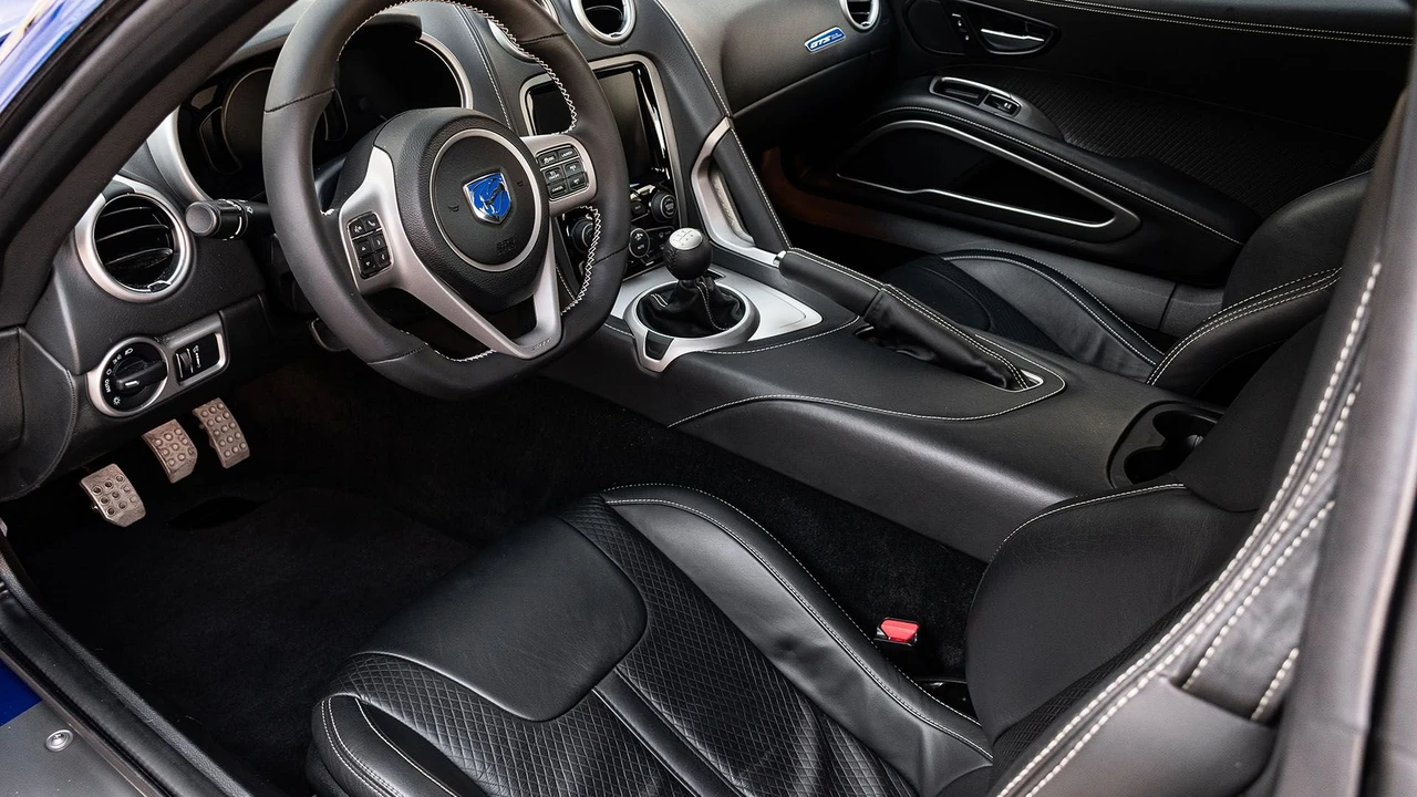 2013 Dodge Viper 5th Gen - Image 2 of 31