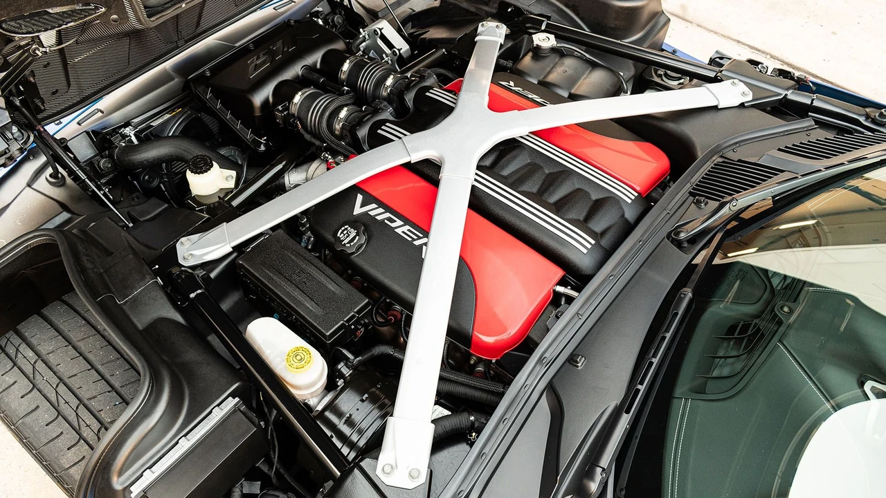 2013 Dodge Viper 5th Gen - Image 5 of 31